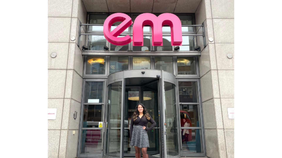 Daniya Kayani in front of a media company headquarters